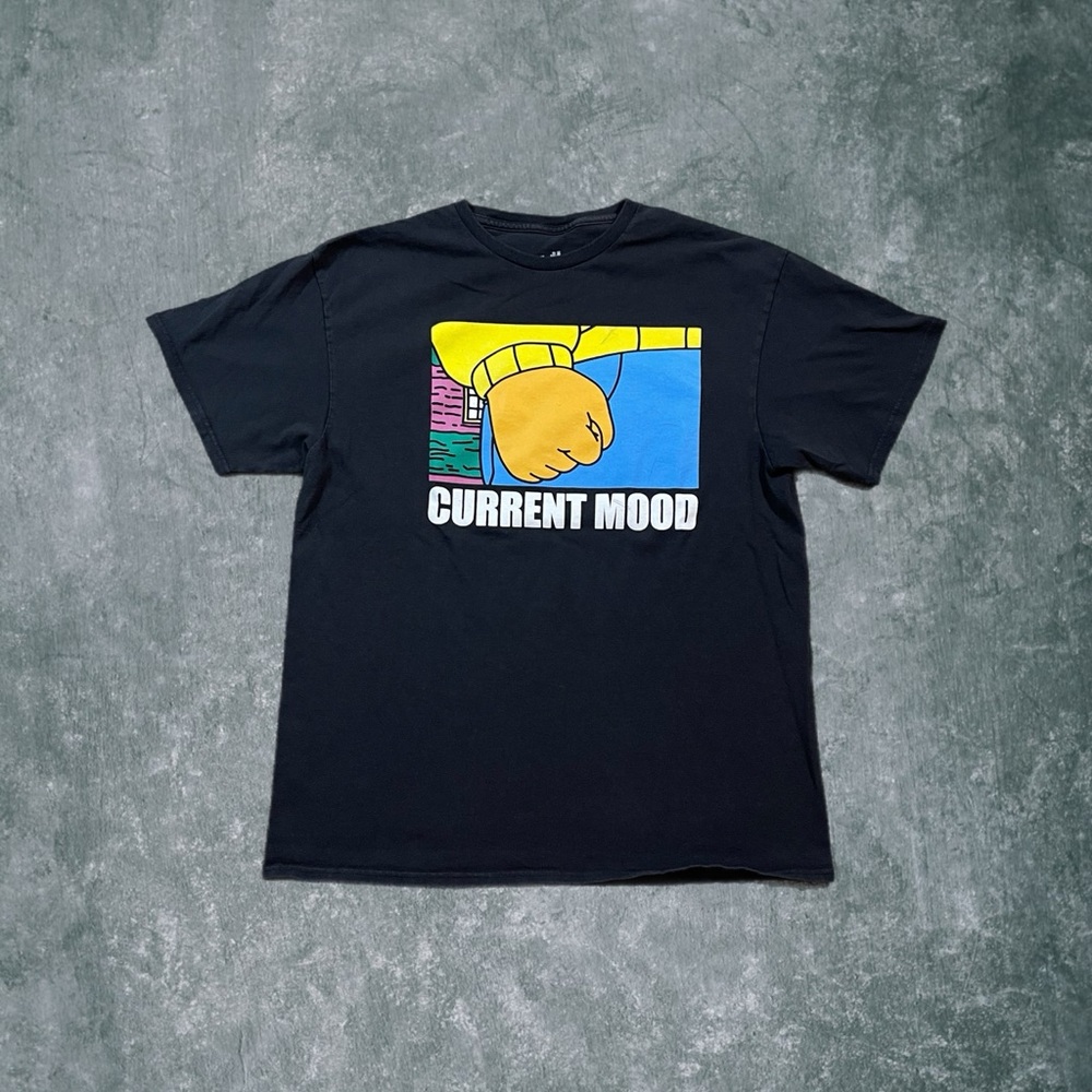 Vintage Y2K 2001 PBS Arthur Clenched Fist Meme Cartoon Graphic Print Shirt Large